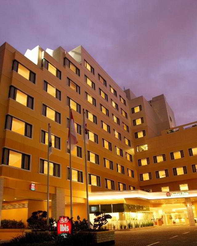 Hotel Ibis Malioboro Yogyakarta Exteriér fotografie