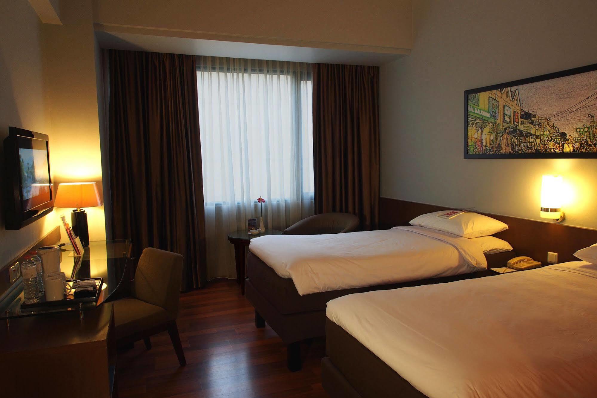Hotel Ibis Malioboro Yogyakarta Exteriér fotografie
