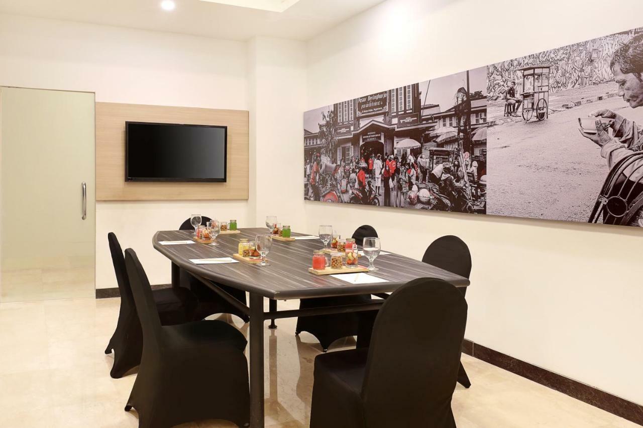 Hotel Ibis Malioboro Yogyakarta Exteriér fotografie